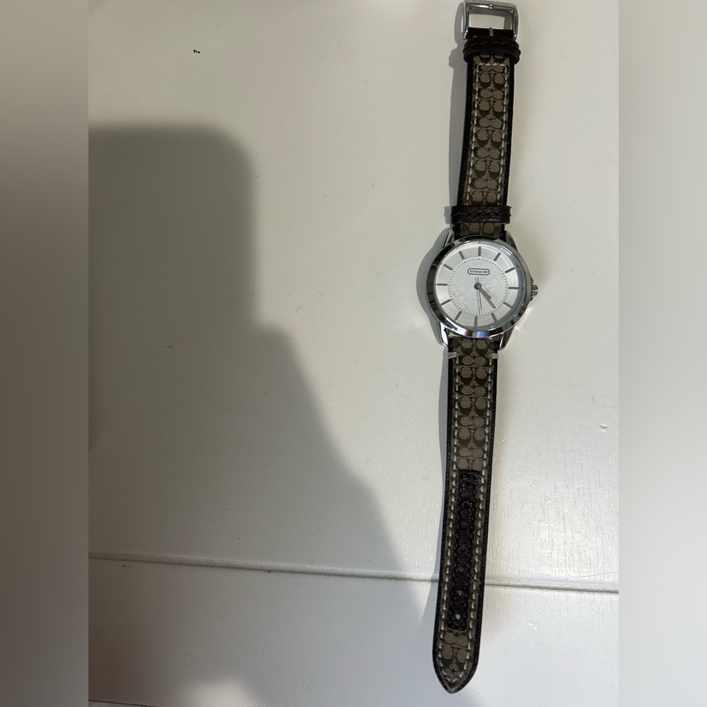 Coach Watch - Picture 6 of 9